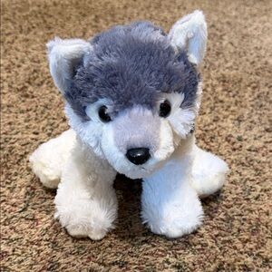Yellowstone NP Stuffed Wolf Toy - Gray and White
